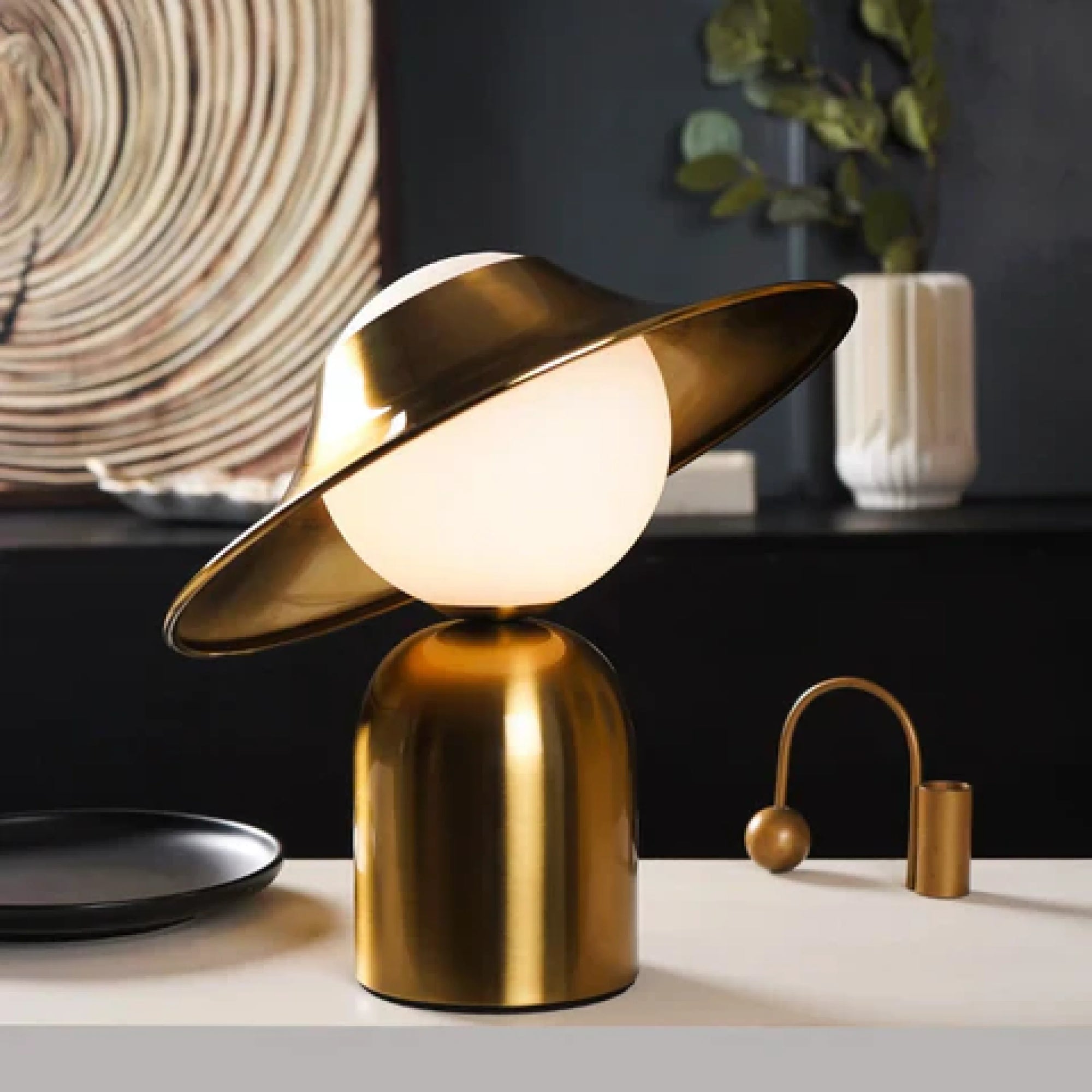 Flair - Table Lamp