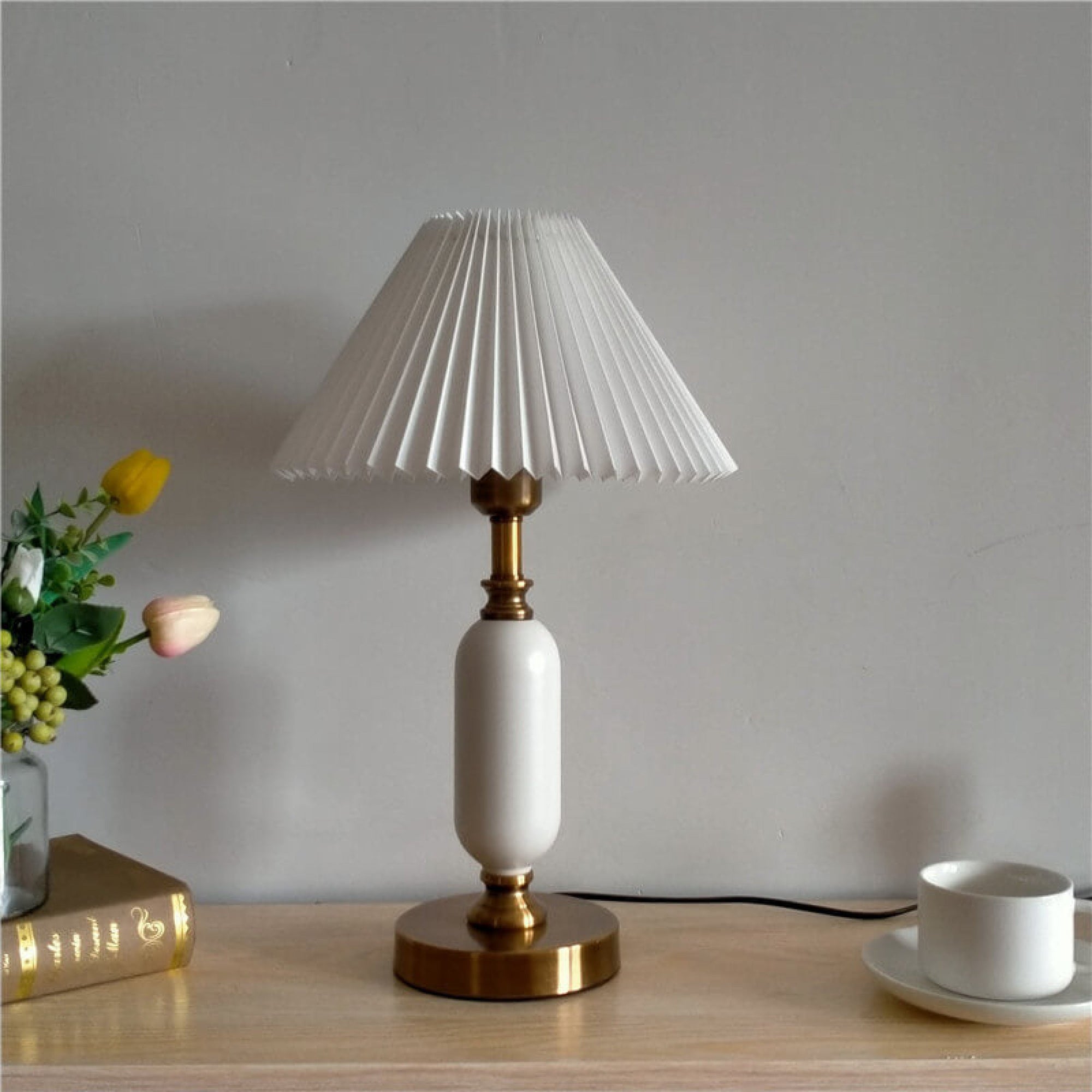 Jualy - Wit + Wit - Table Lamps